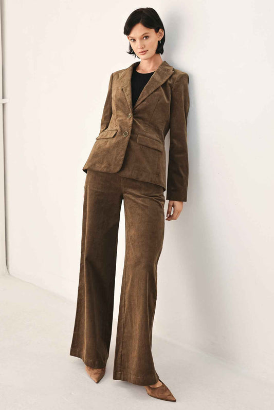 AUTUMN IN MANHATTAN CORDUROY BLAZER