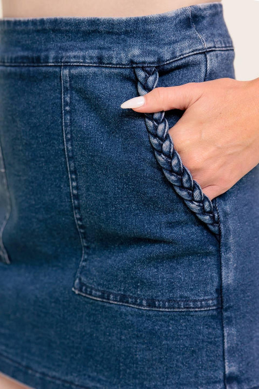 MOONLIGHT EMBRACE MEDIUM INDIGO DENIM SKORT