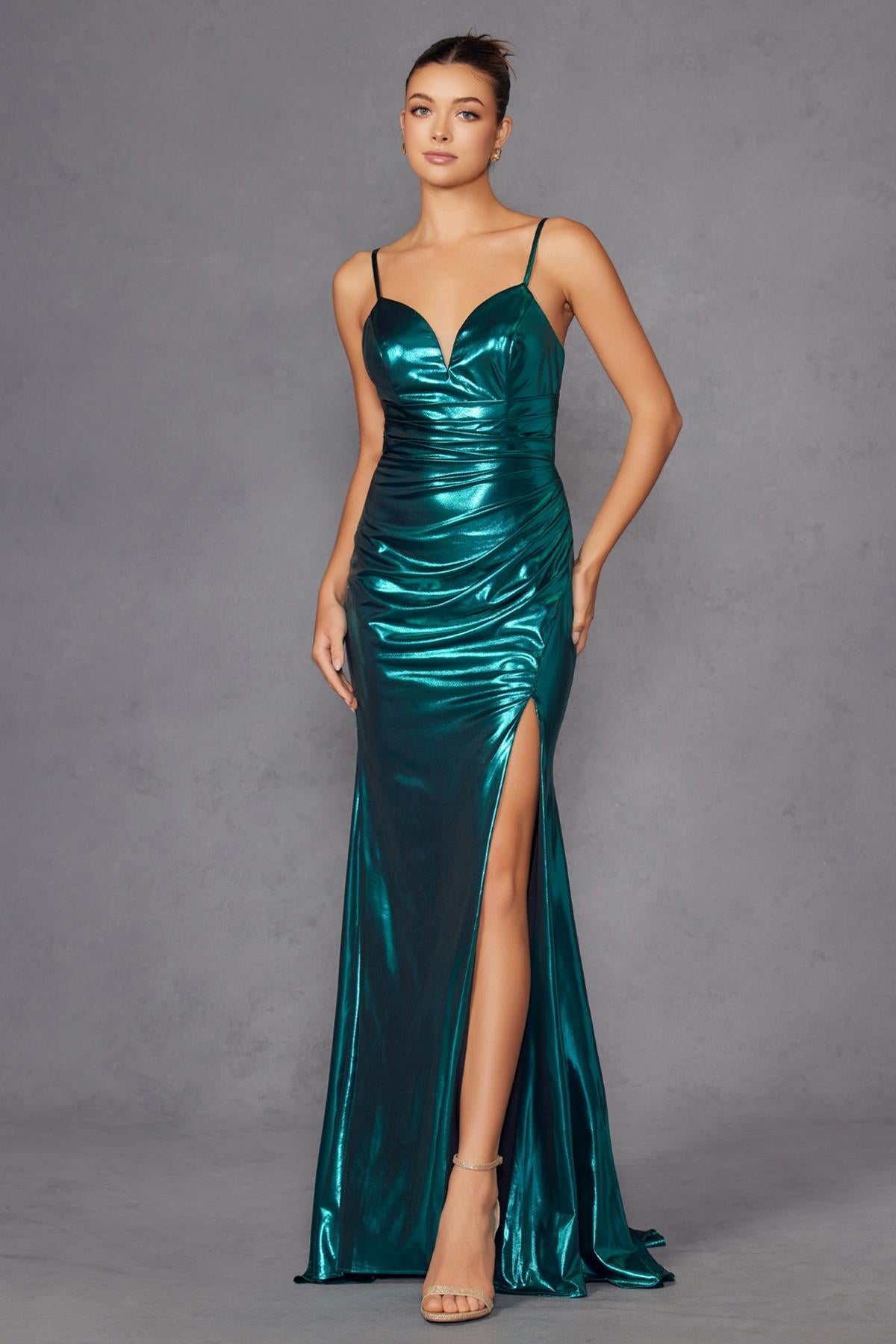 Vestido de noche metálico ajustado Juliet JT2567U