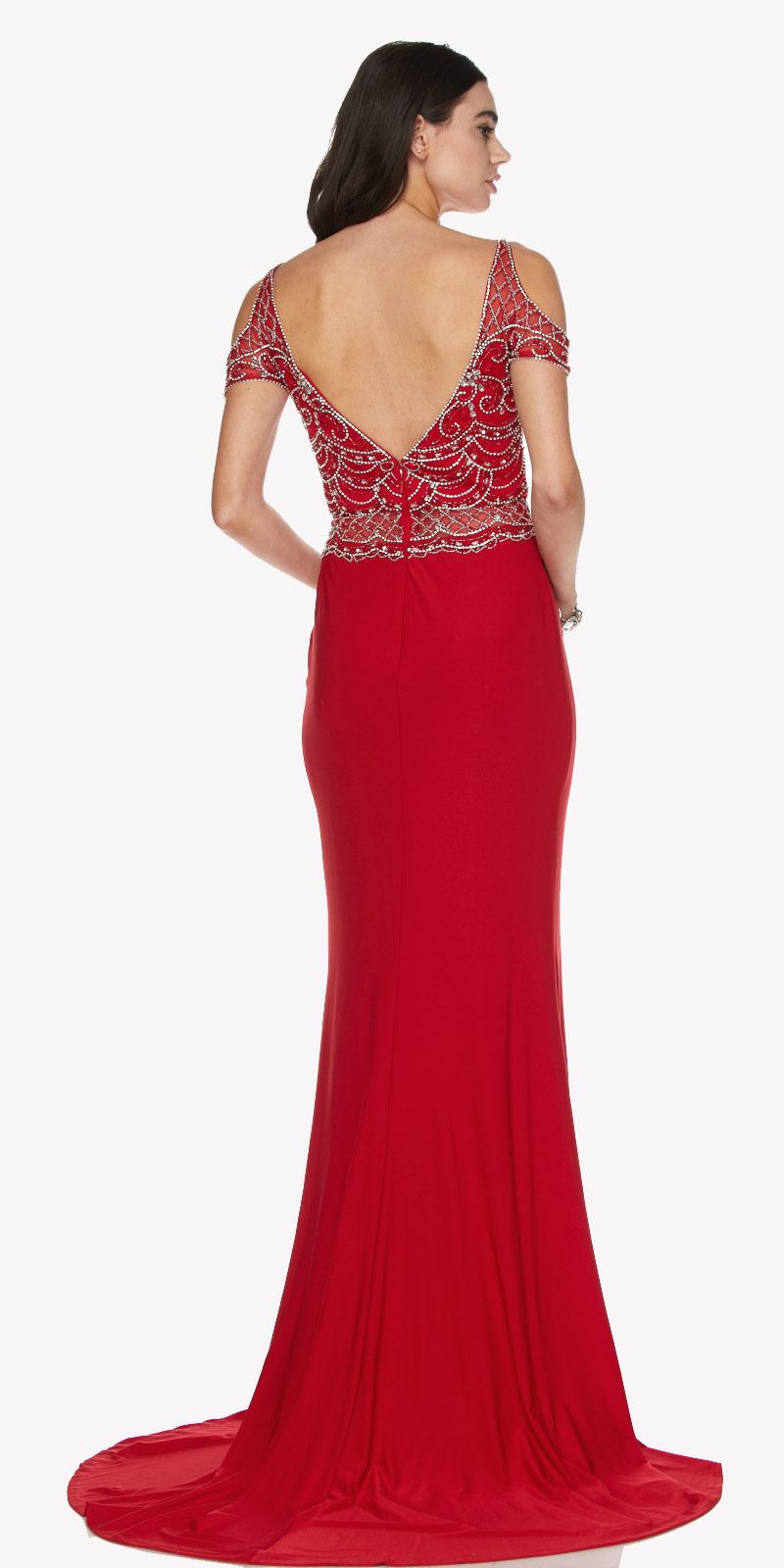 Vestido Juliet 660 con hombros descubiertos, espalda abierta en V y cola