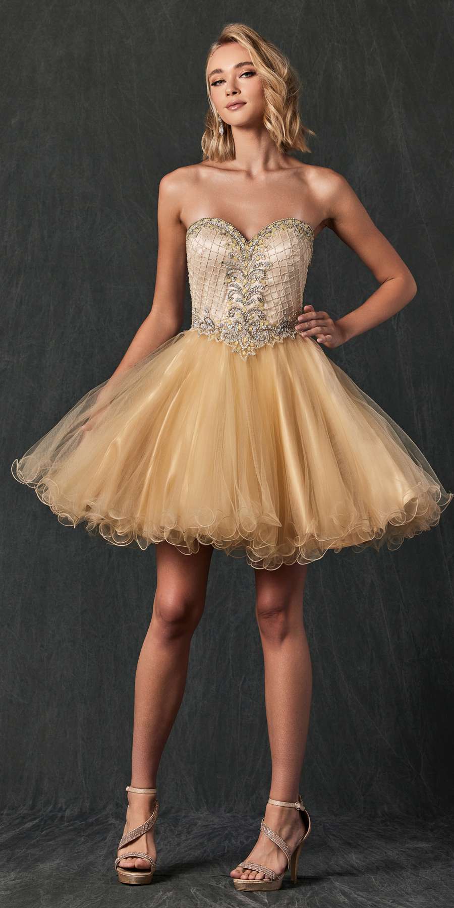 Vestido Juliet 778 de escote corazón con corsé en la espalda