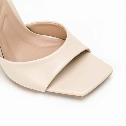 Casey - Heels