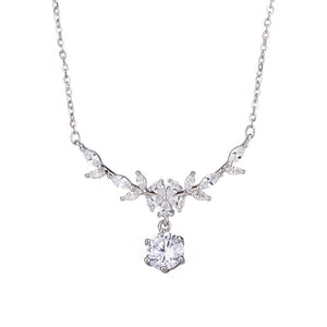 1 Carat Moissanite 925 Sterling Silver Leaf Flower Necklace