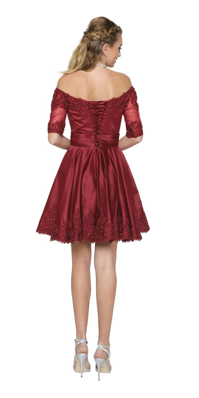 Vestido corto Juliet 804 con hombros descubiertos y apliques