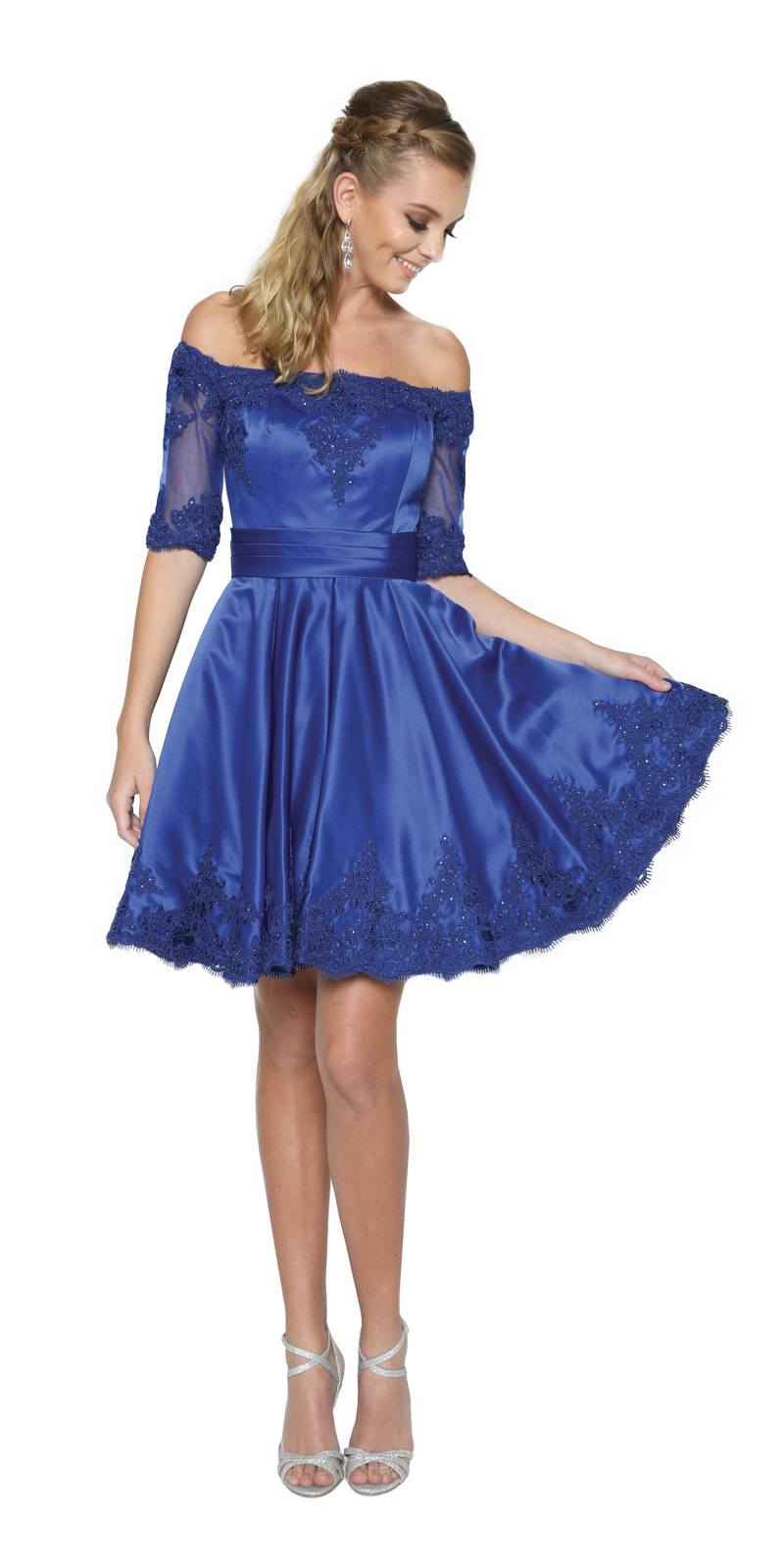 Vestido corto Juliet 804 con hombros descubiertos y apliques