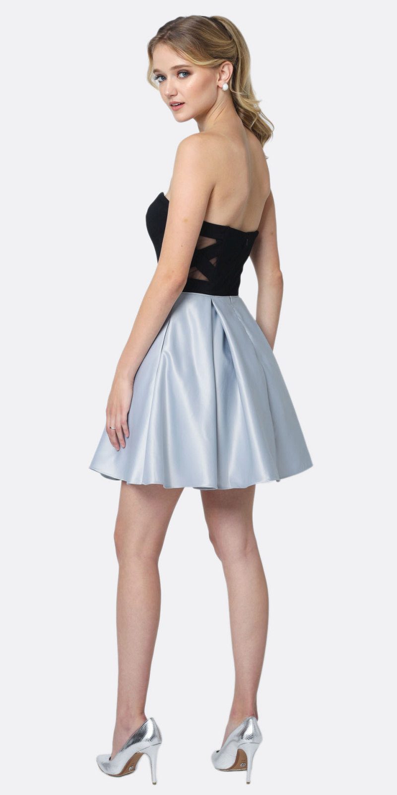 Vestido corto acampanado Juliet 829 de dos tonos con escote corazón