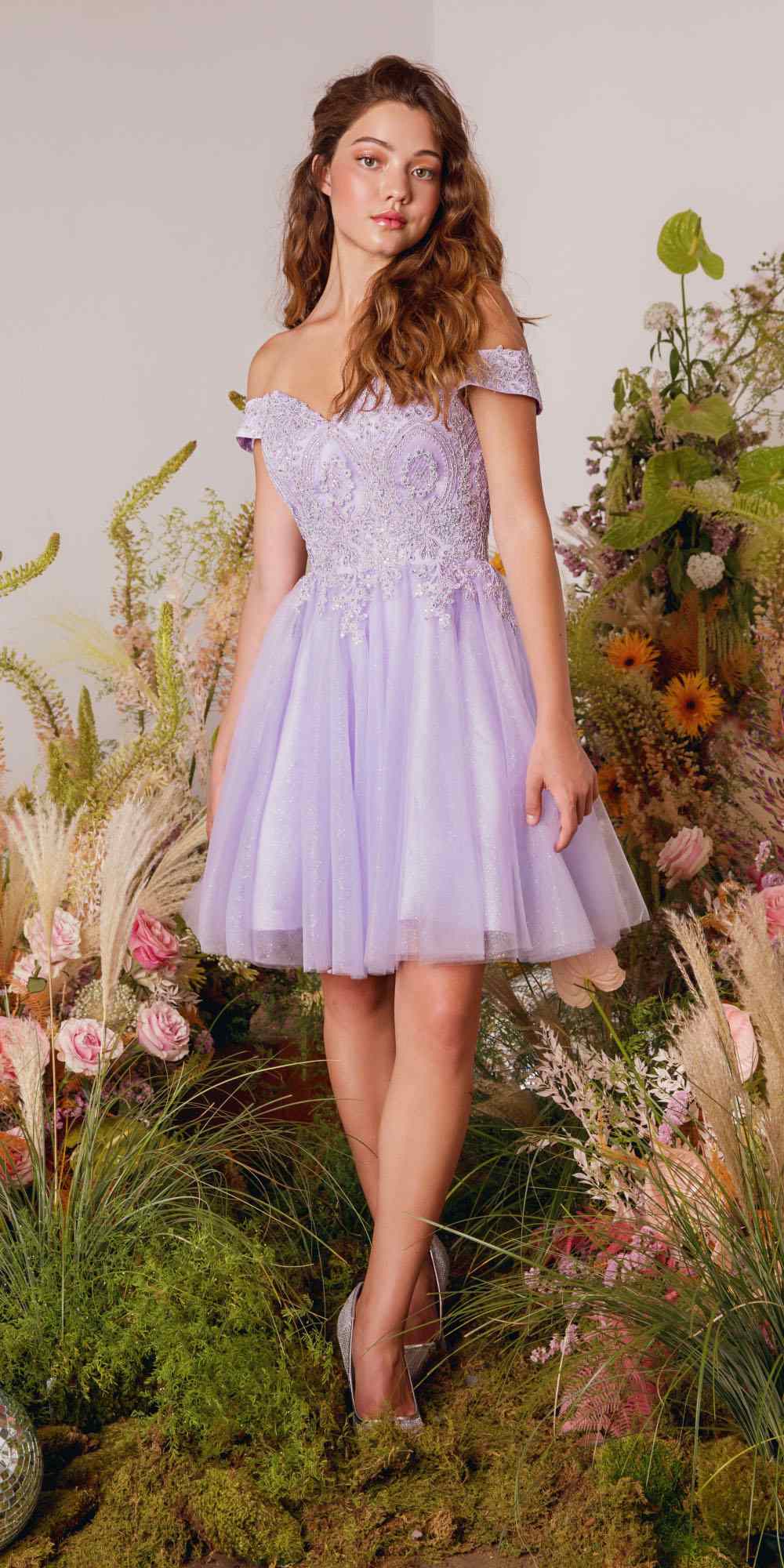 OFERTA ESPECIAL - Vestido corto de malla brillante con hombros descubiertos, línea A - Eureka 9833 (Talla M)
