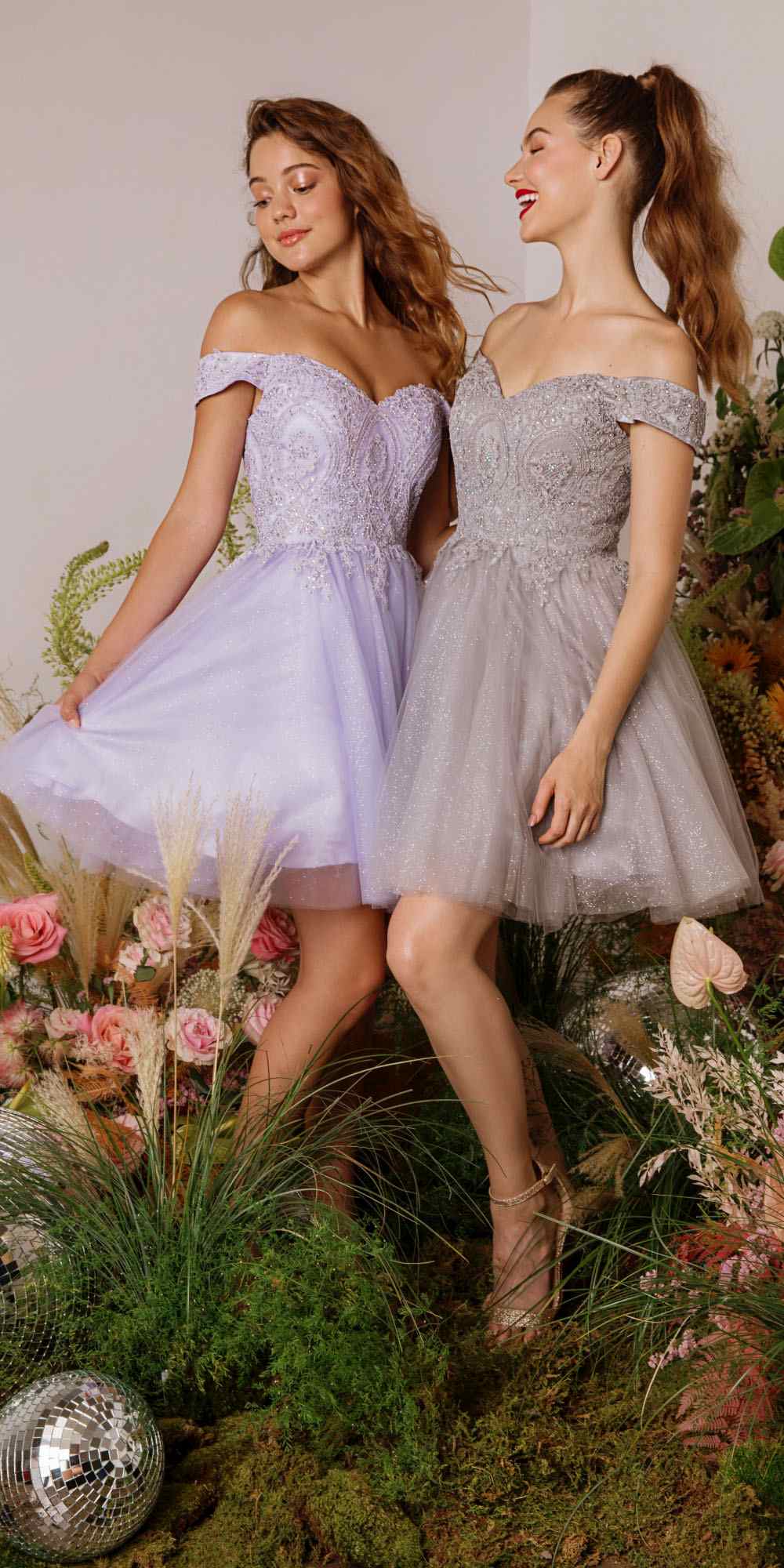 OFERTA ESPECIAL - Vestido corto de malla brillante con hombros descubiertos, línea A - Eureka 9833 (Talla M)