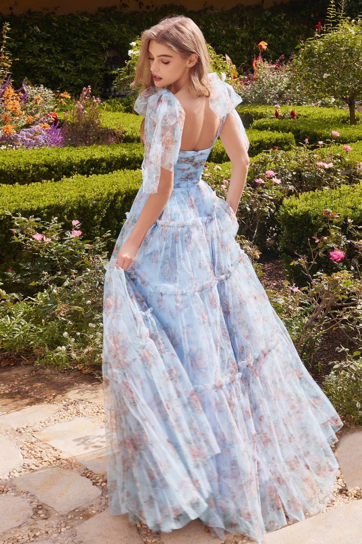 Vestido de tul en capas con estampado floral largo Andrea & Leo A1332