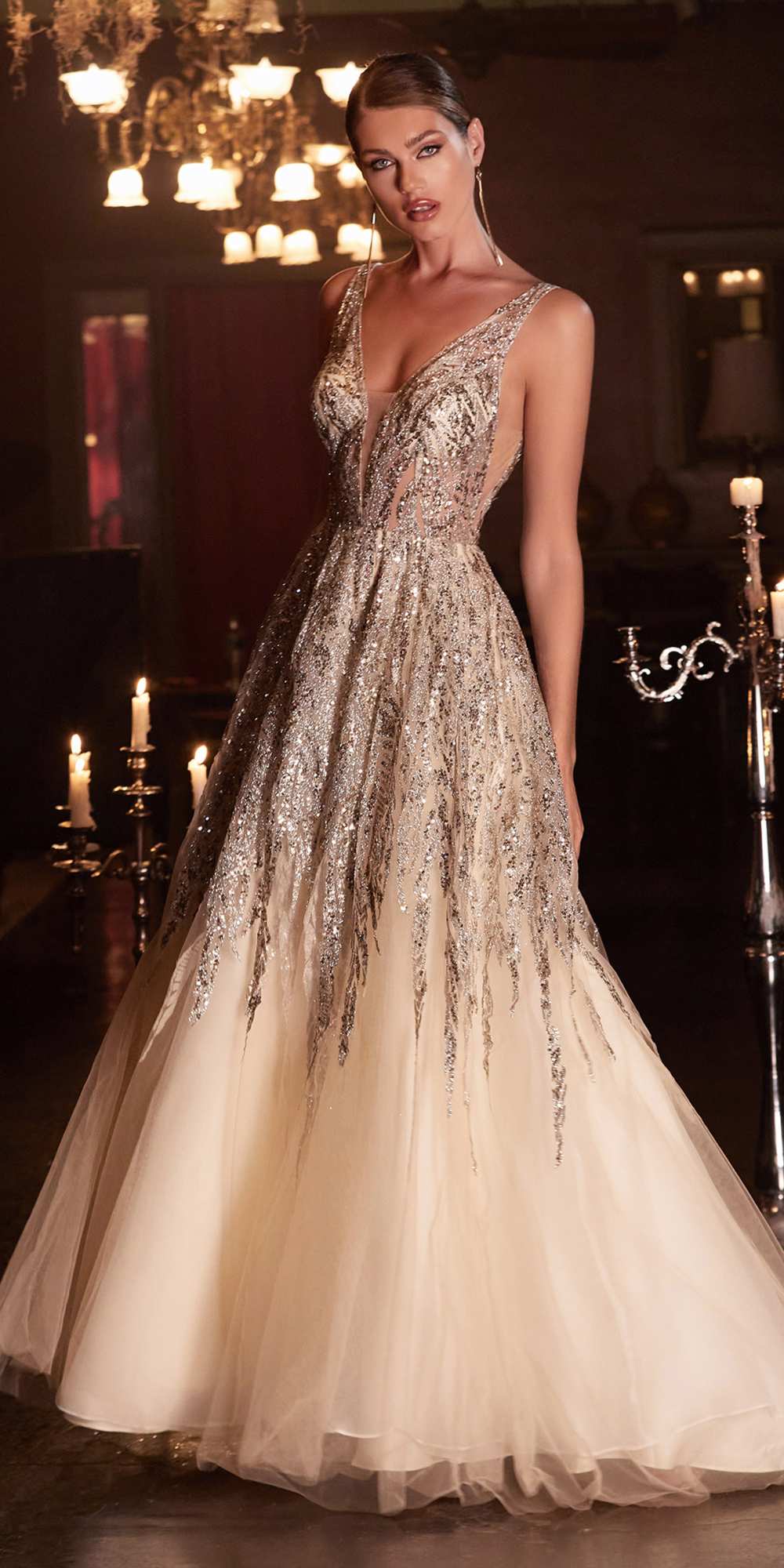 Cinderella Divine C135 Vestido de Gala Largo con Abalorios y Brillo