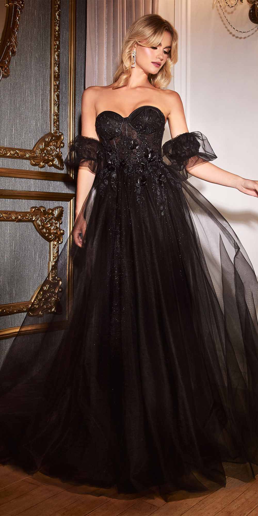 Cinderella Divine CB080 Vestido Largo de Gala sin Tirantes de Tul con Flores