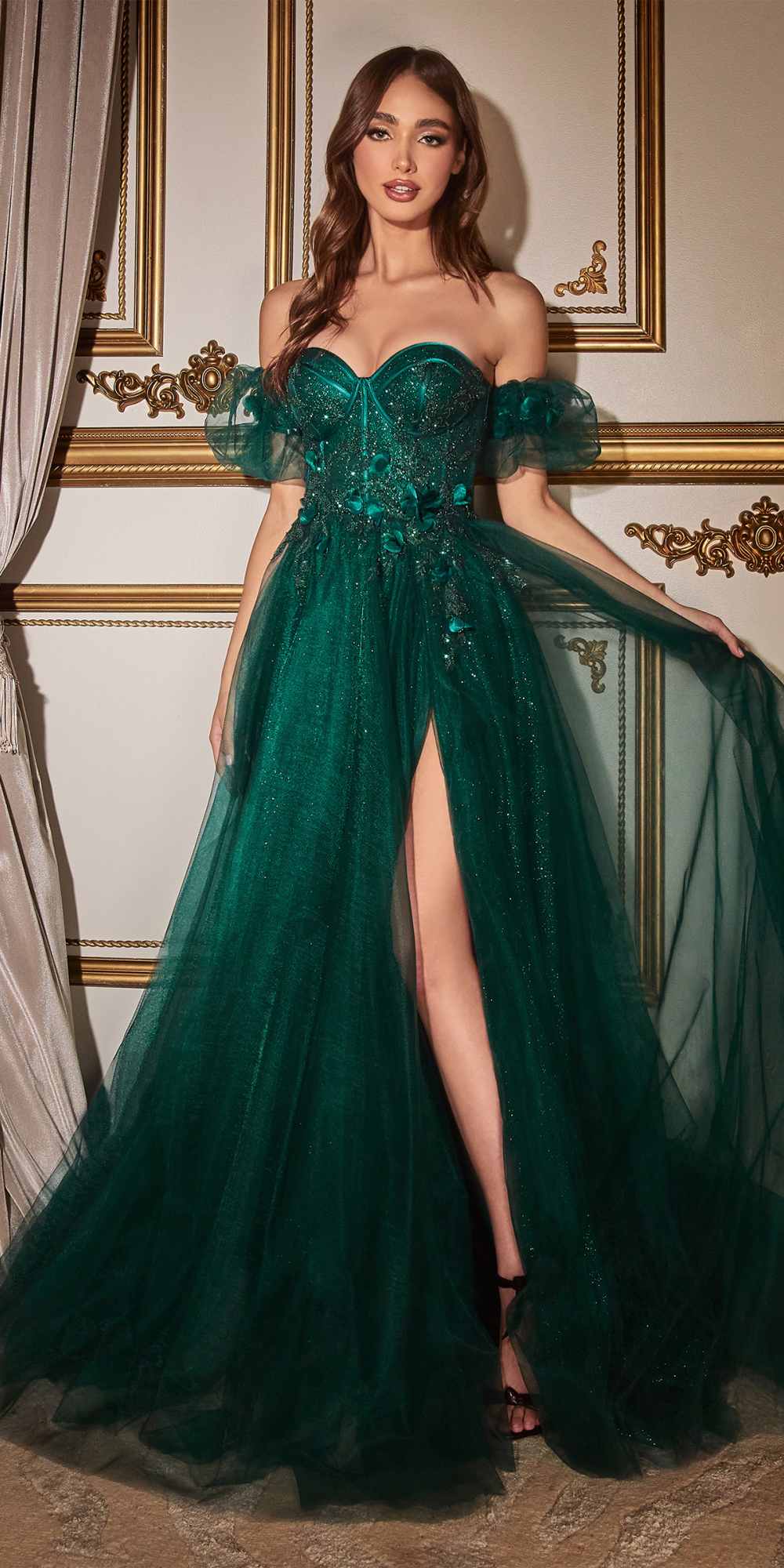 Cinderella Divine CB080 Vestido Largo de Gala sin Tirantes de Tul con Flores