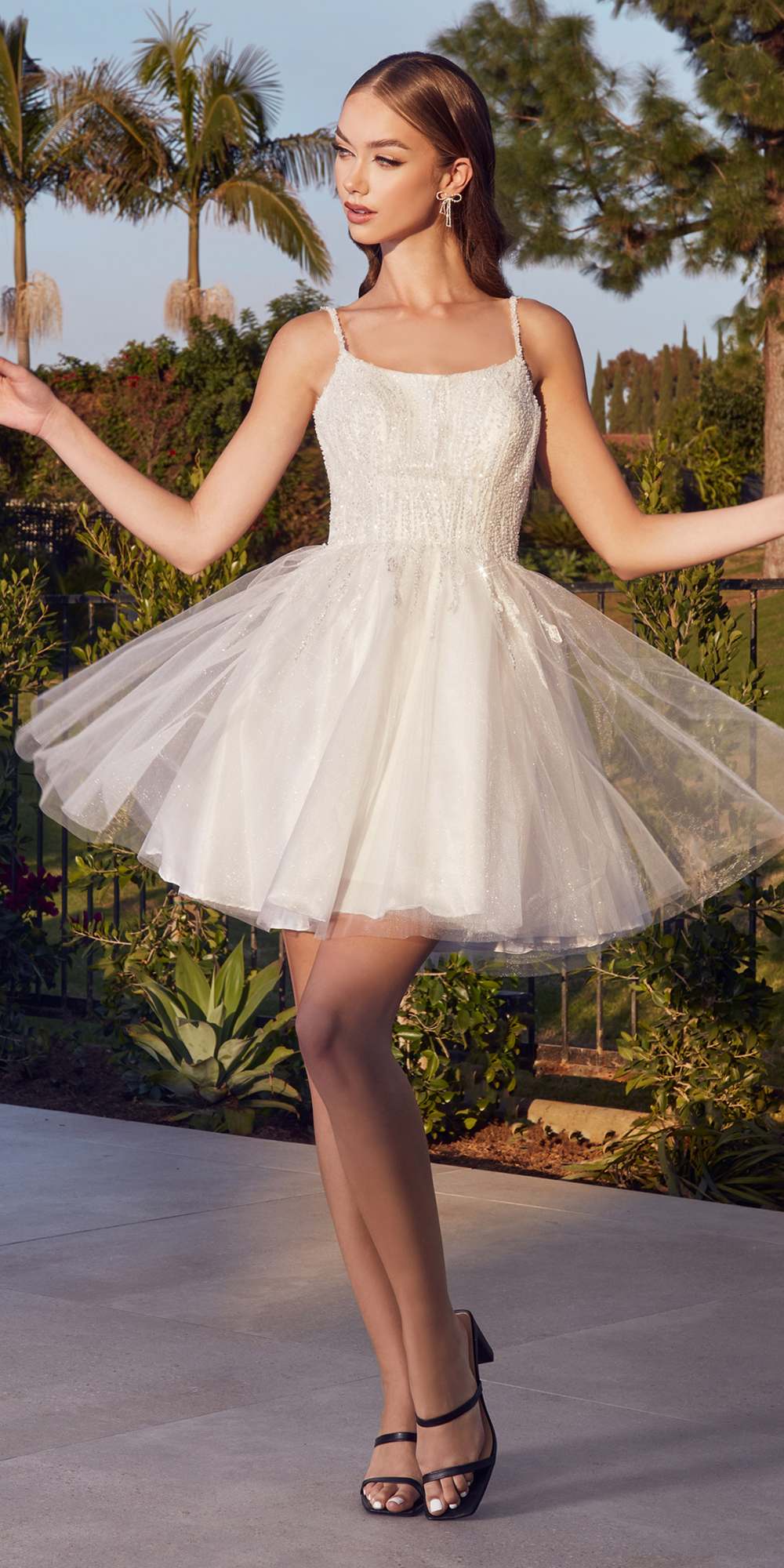 Cinderella Divine CD0212 Vestido Corto Acampanado de Tul en Capas