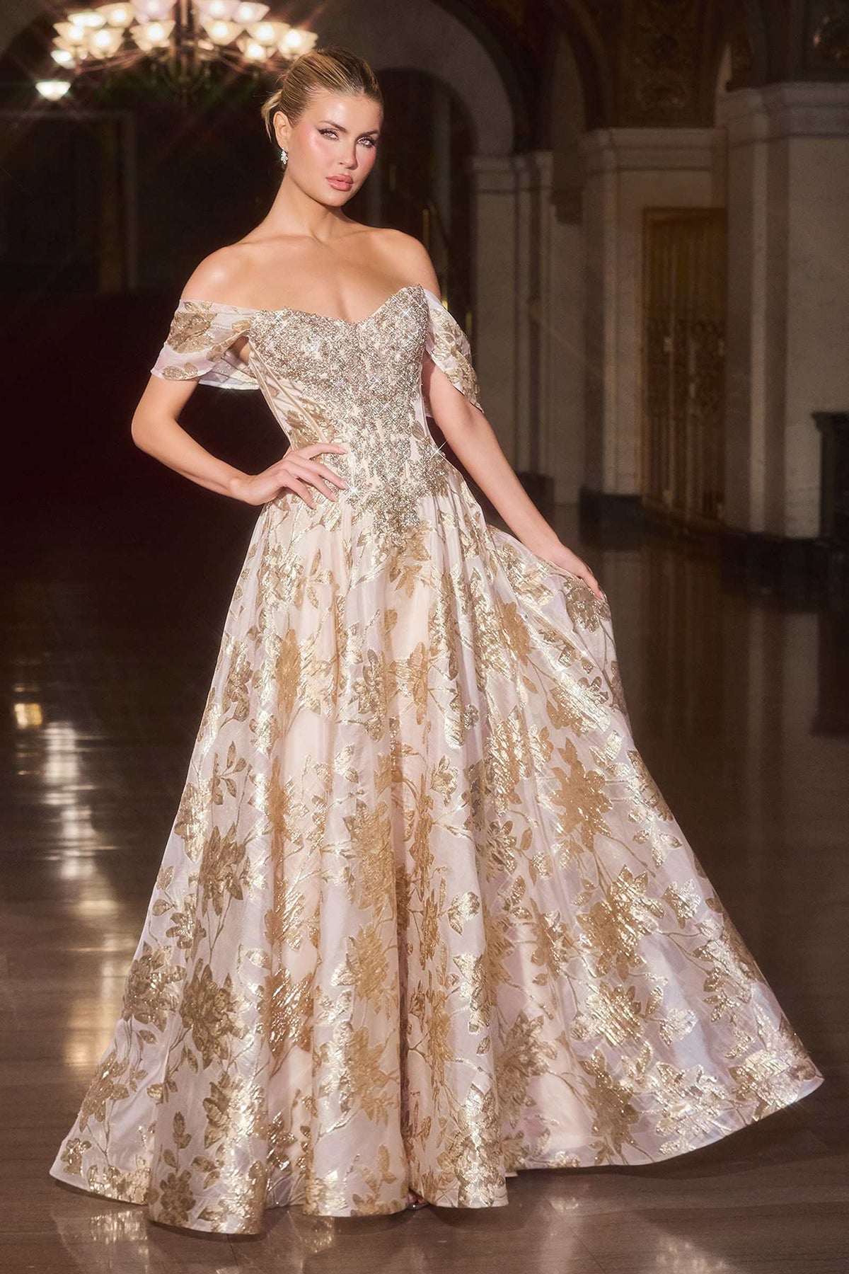 Ladivine CD682 Vestido de fiesta con corpiño de cuentas y hombros descubiertos