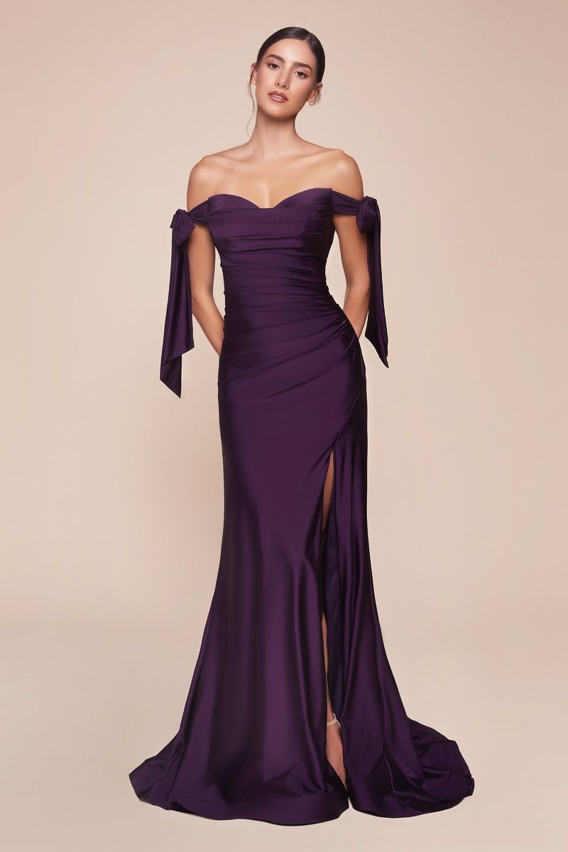 Cinderella Divine CD943C Vestido largo formal ajustado de jersey elástico con hombros descubiertos