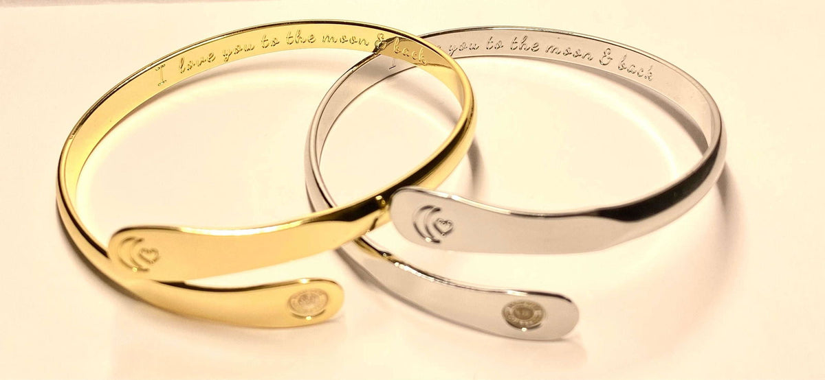 Engraved I love you to the moon and back Bracelet,  Moon and Heart Bracelets
