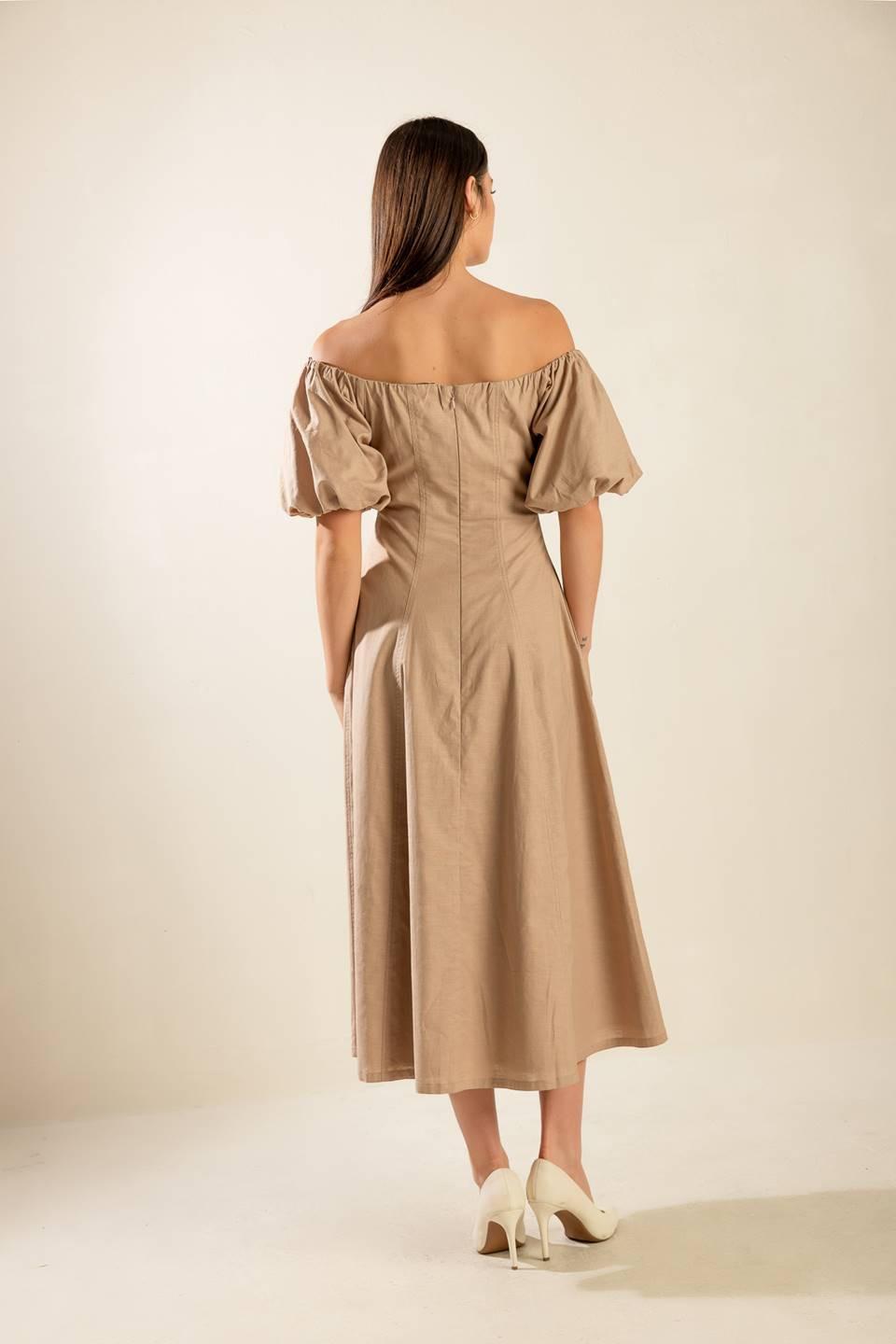 VESTIDO MIDI TEJIDO COLOR TOPO PROTEGIENDO MI PAZ