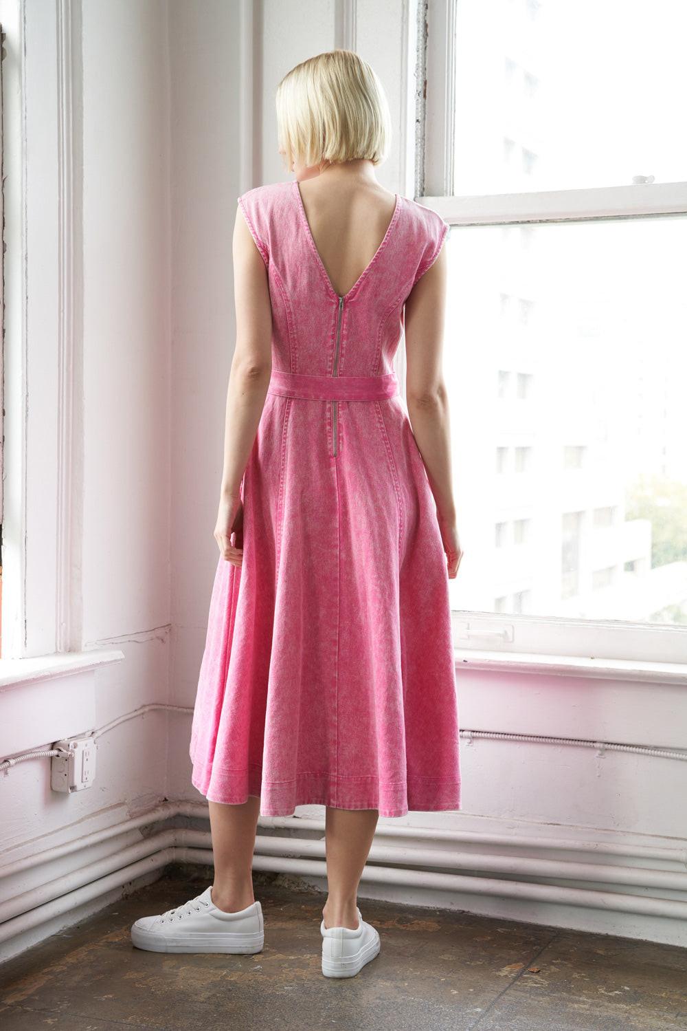 VESTIDO MIDI DE SEDA CRUZADA NEVER FORGET