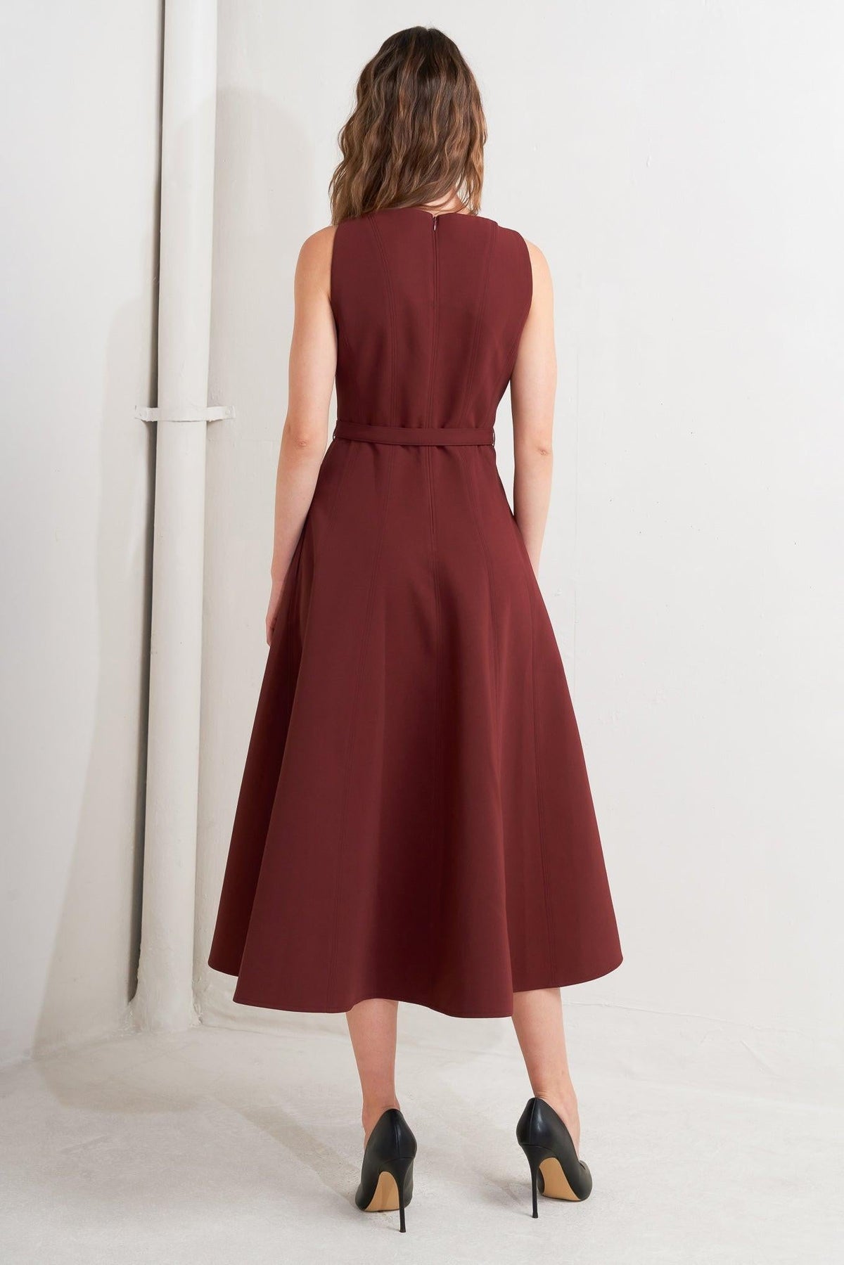 VESTIDO MIDI TEJIDO LIVING THE DREAM WINE