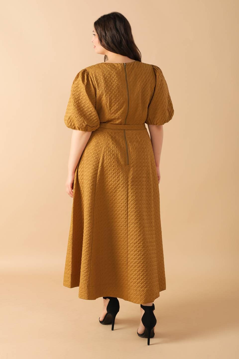 VESTIDO MIDI TEJIDO CAN'T STOP ME