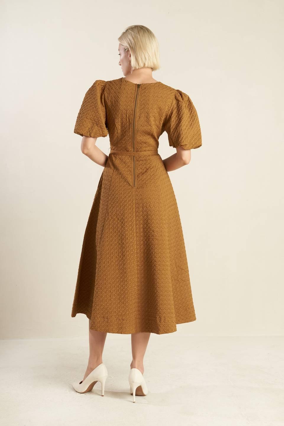 VESTIDO MIDI TEJIDO CAN'T STOP ME