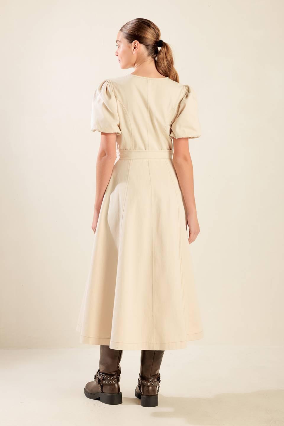 VESTIDO MIDI DE SEDA CON MANGAS DE TUL NOCTURNO