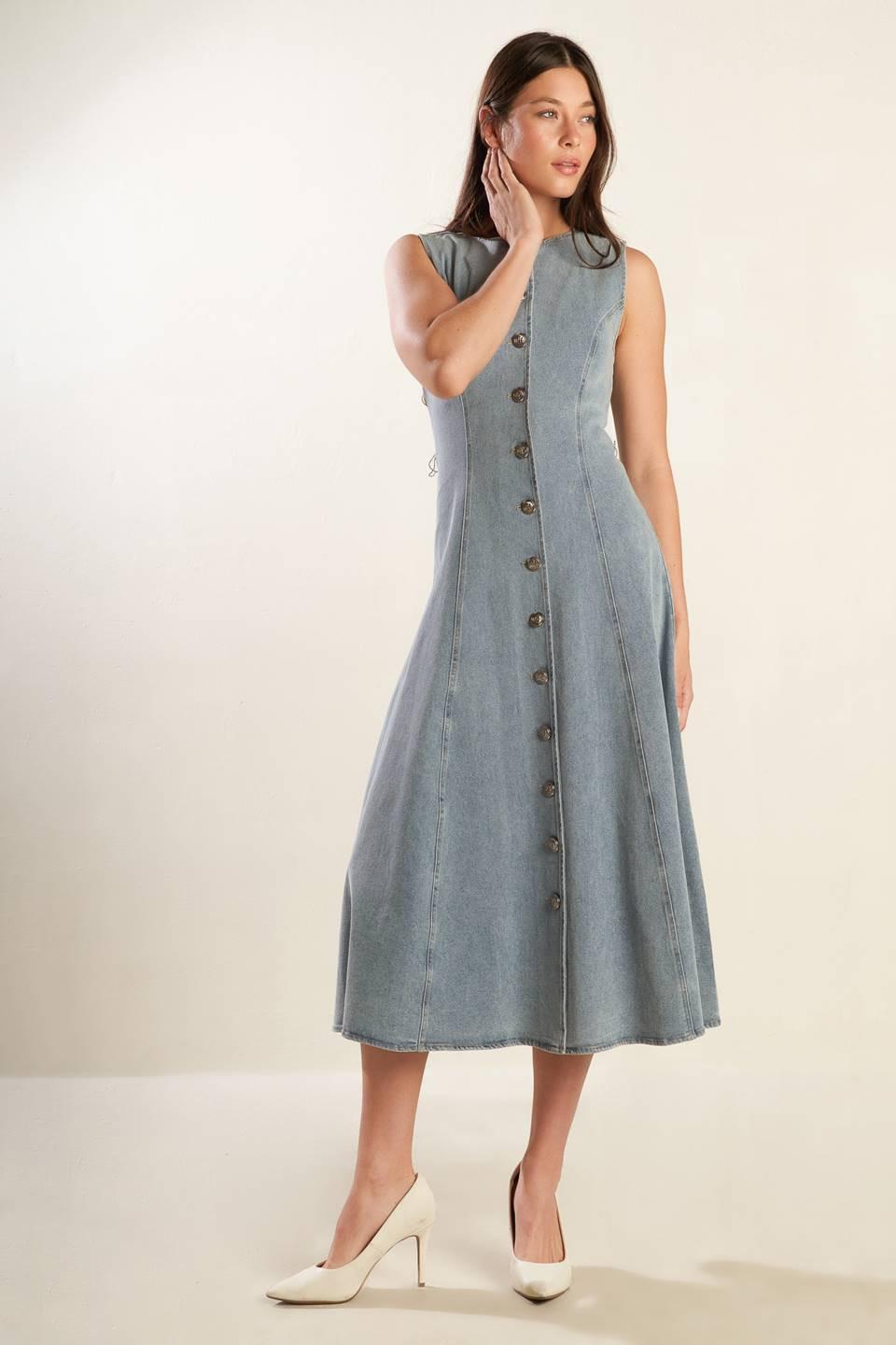 VESTIDO VAQUERO MIDI NÁUTICO Y ELEGANTE