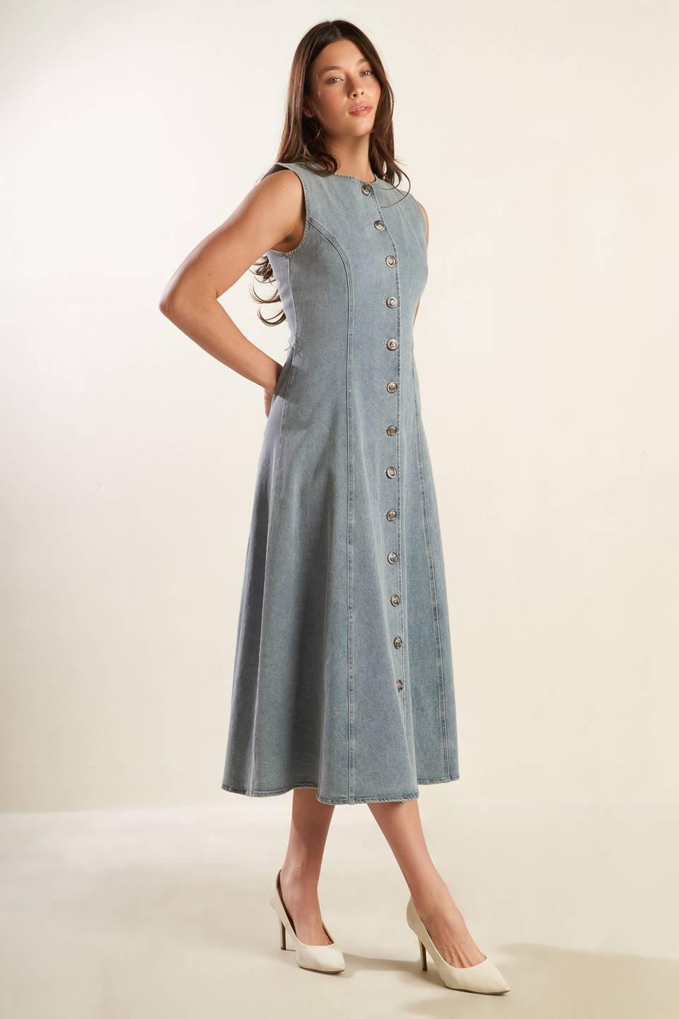 VESTIDO VAQUERO MIDI NÁUTICO Y ELEGANTE