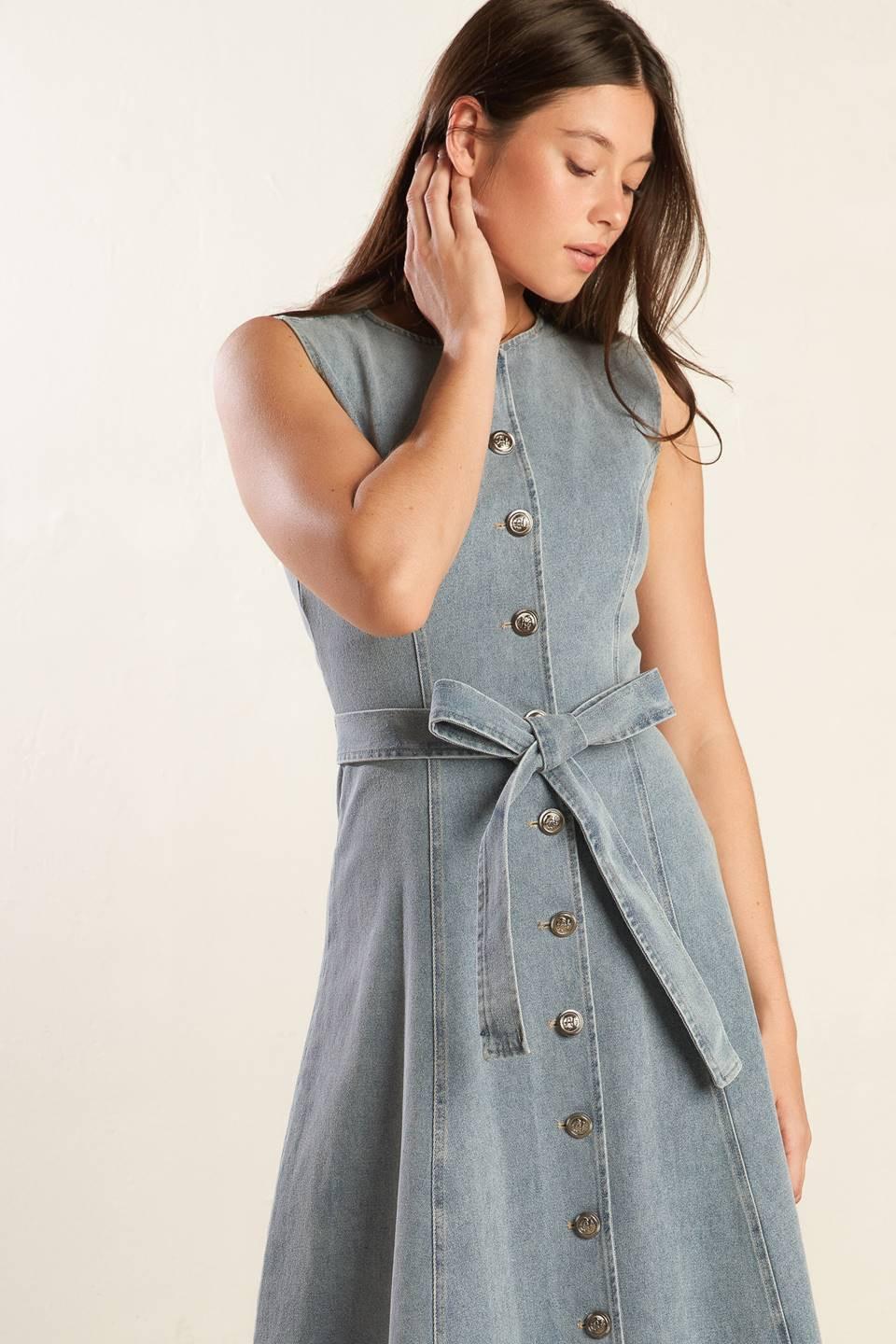 VESTIDO VAQUERO MIDI NÁUTICO Y ELEGANTE