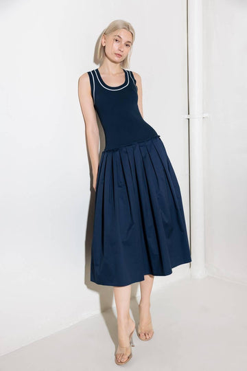 NAVY/WHITE