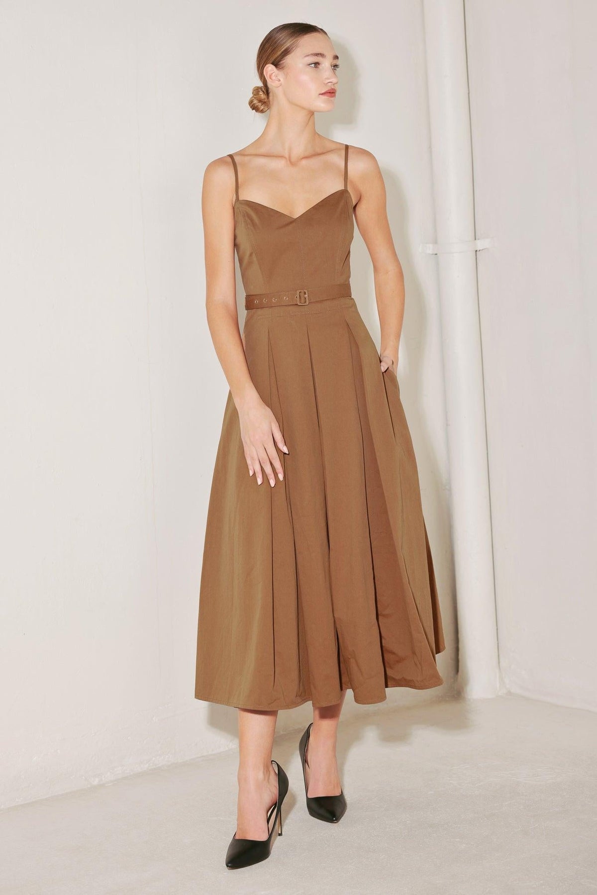 SUNSET SILHOUETTE WOVEN MIDI DRESS