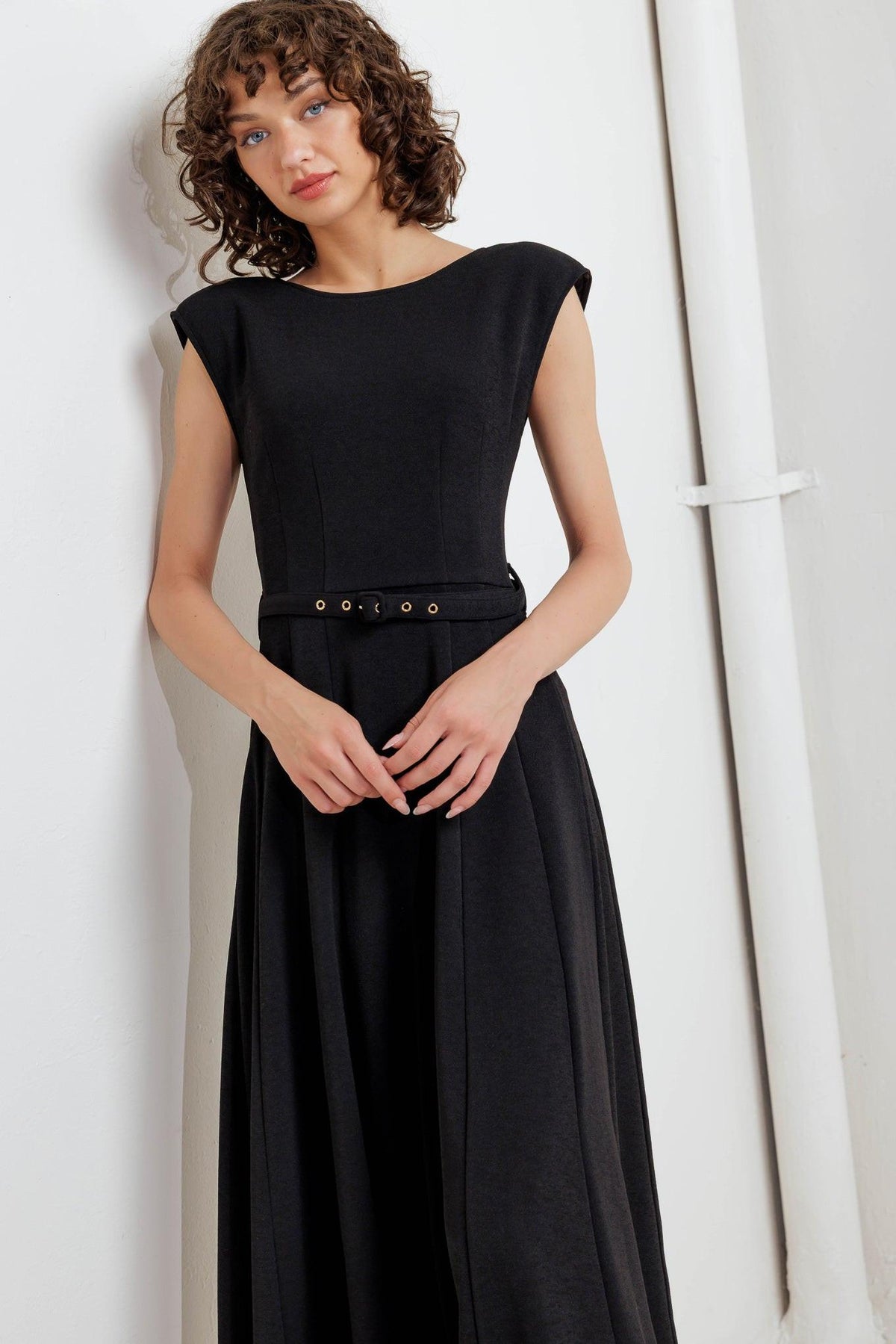 MODERN MONA WOVEN MIDI DRESS