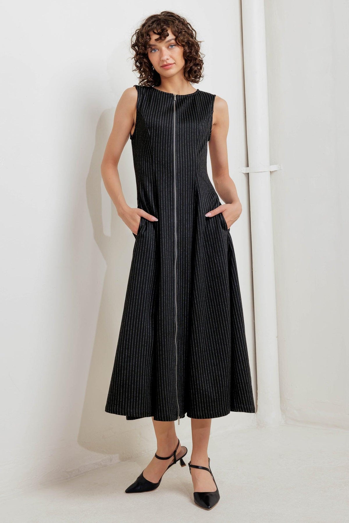 URBAN FRAME WOVEN MIDI DRESS