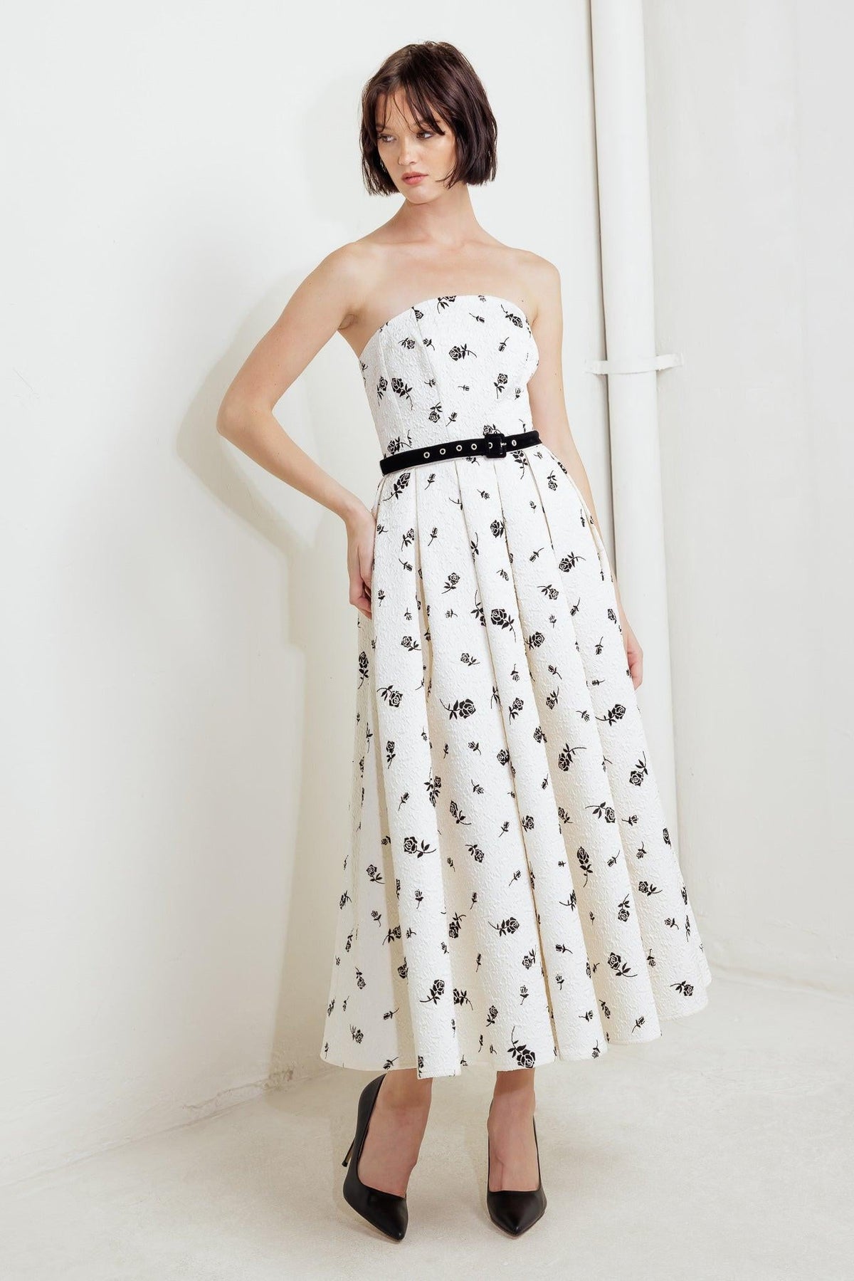 PRECIOSO VESTIDO MIDI TEJIDO CULTIVADO
