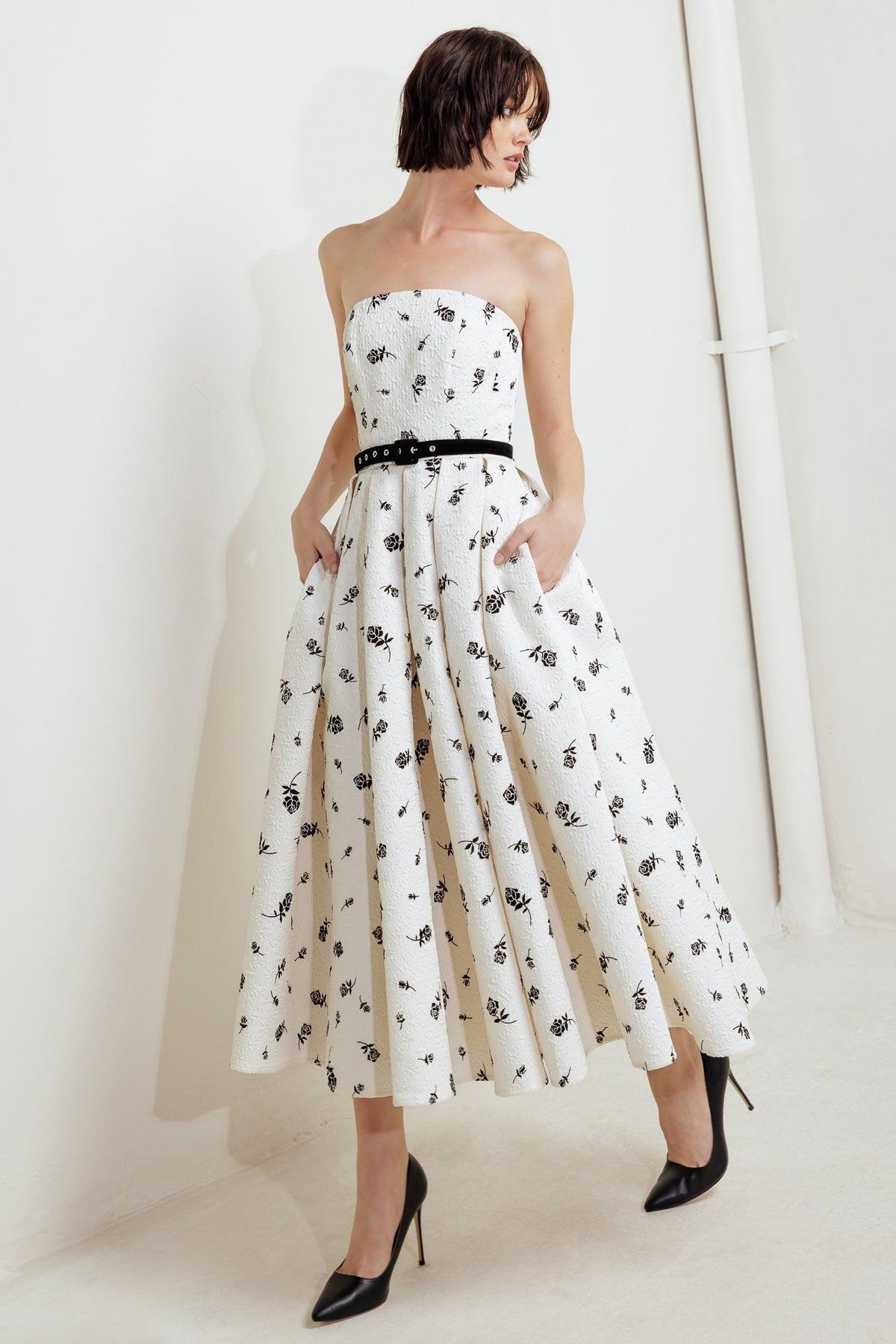 PRECIOSO VESTIDO MIDI TEJIDO CULTIVADO