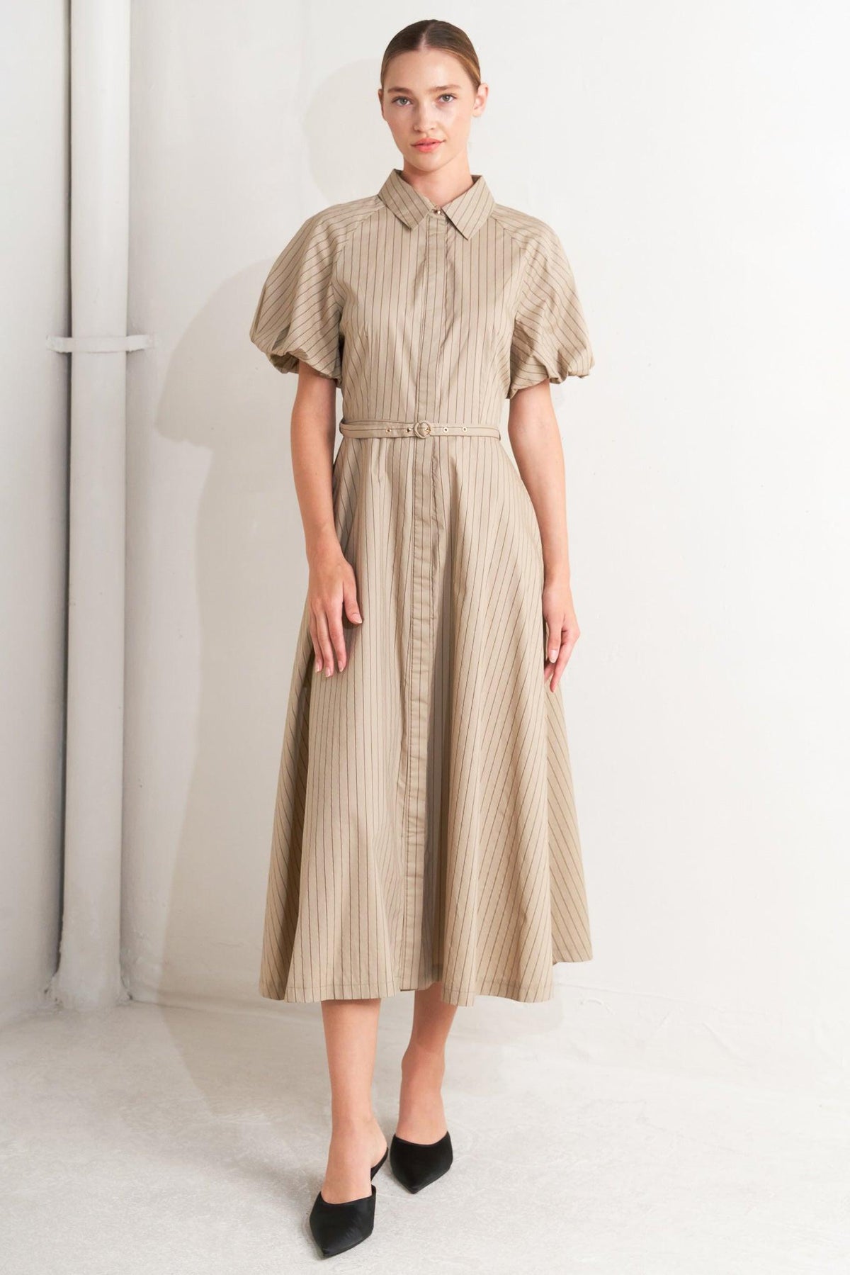 VESTIDO MIDI TEJIDO CLÁSICO NEUTRO