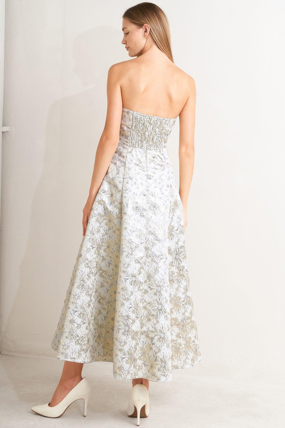 VESTIDO MIDI DE JACQUARD TEJIDO CON ESTAMPADO FLORAL EN TONOS PASTEL