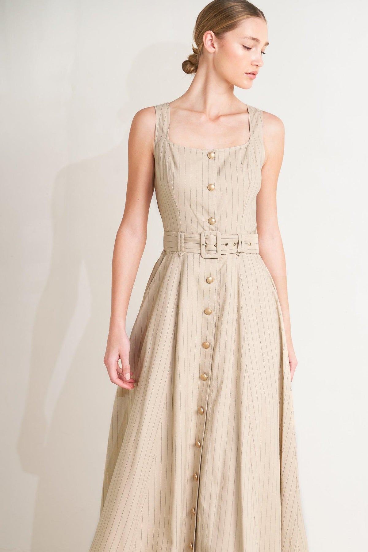 TAILORED IN SUNLIGHT WOVEN MIDI DRESS