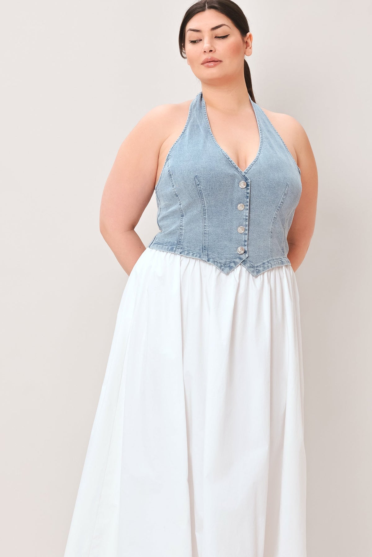 VESTIDO MIDI TEJIDO DE LA CIUDAD A LA COSTA
