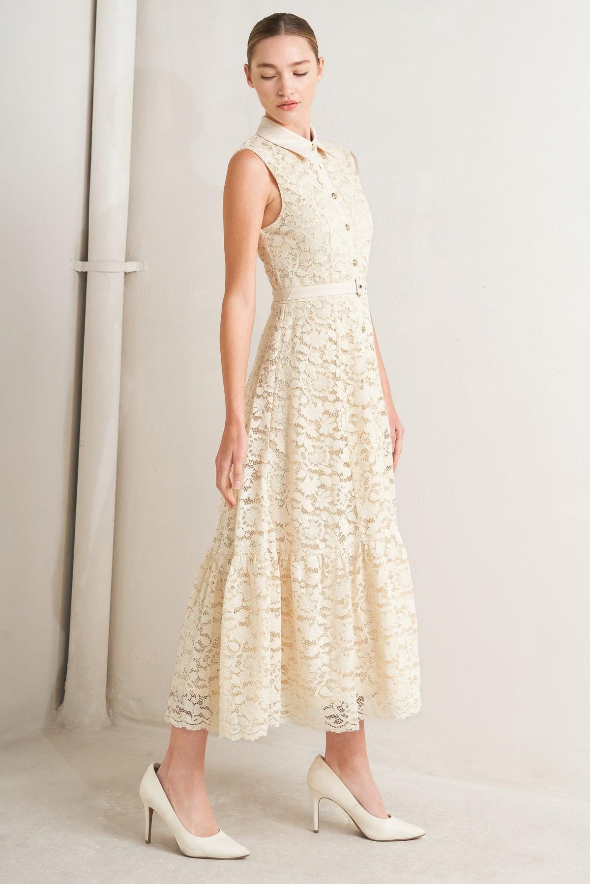 VESTIDO MIDI DE ENCAJE TEJIDO PURELY ROMANTIC