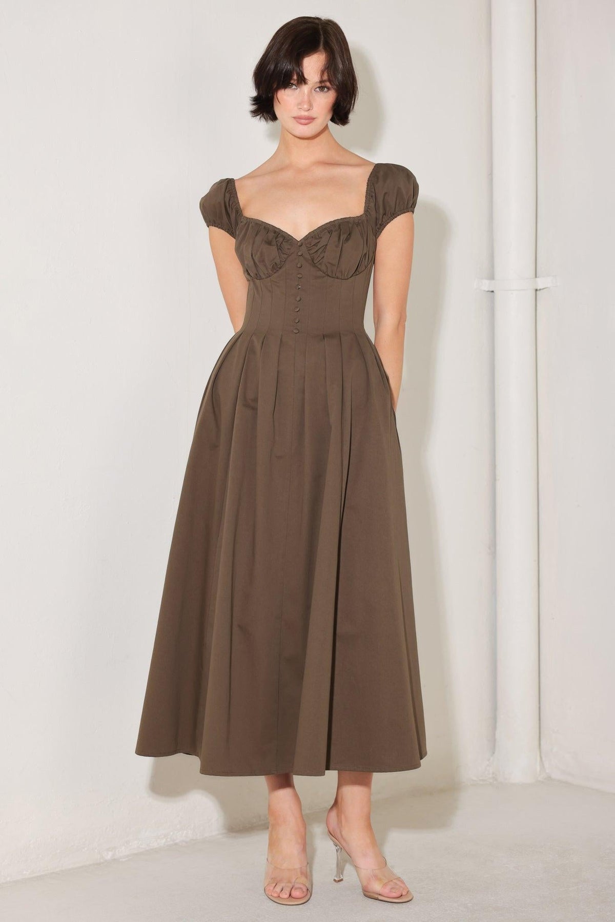 VESTIDO MIDI TEJIDO MOCHA MUSE MOMENT