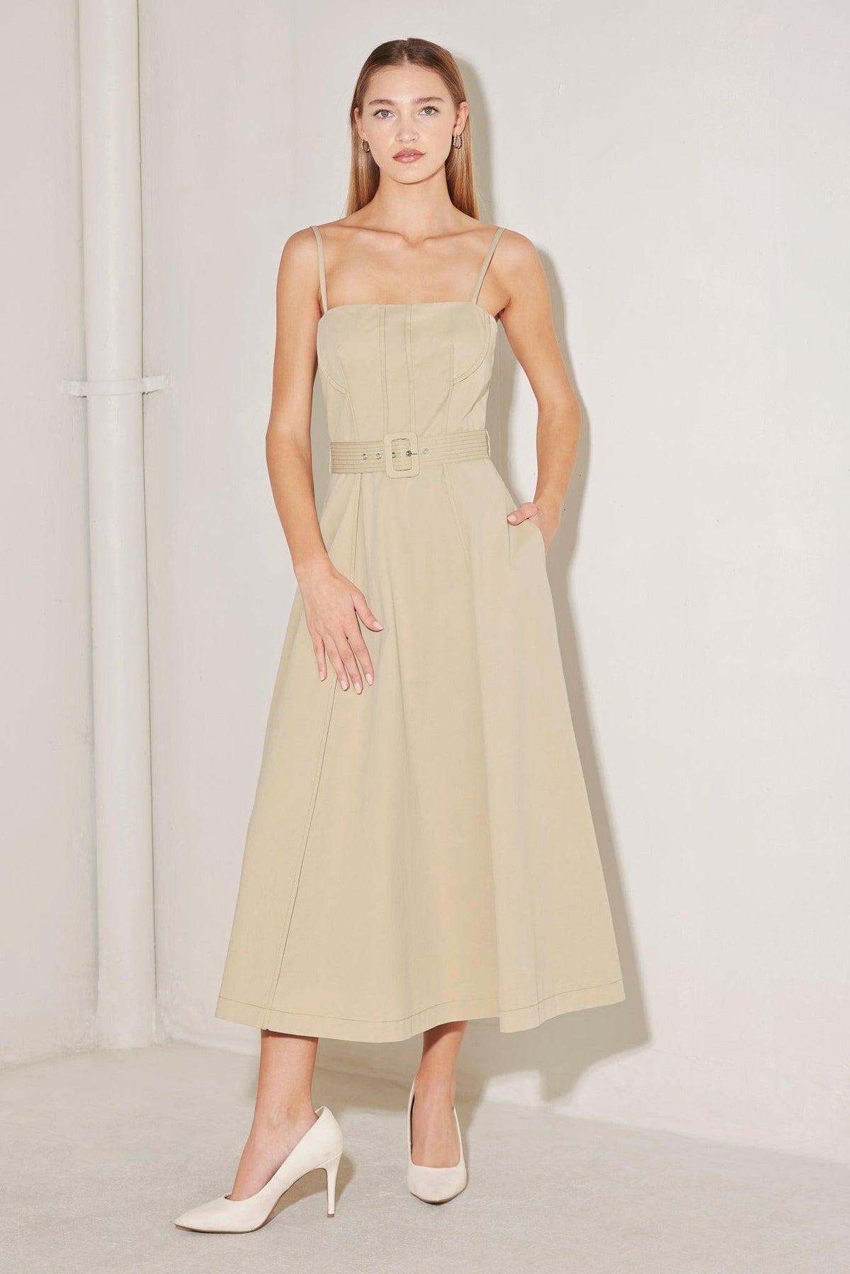 UNDERSTATED ICON WOVEN MIDI DRESS