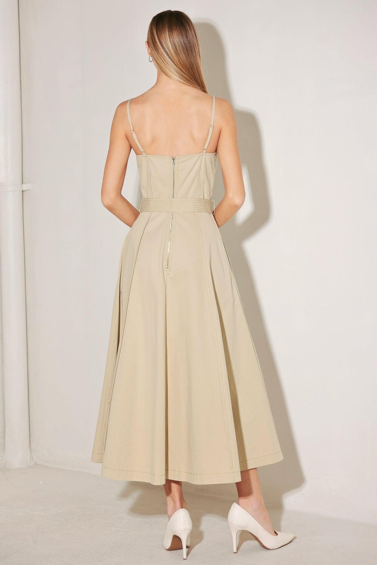UNDERSTATED ICON WOVEN MIDI DRESS