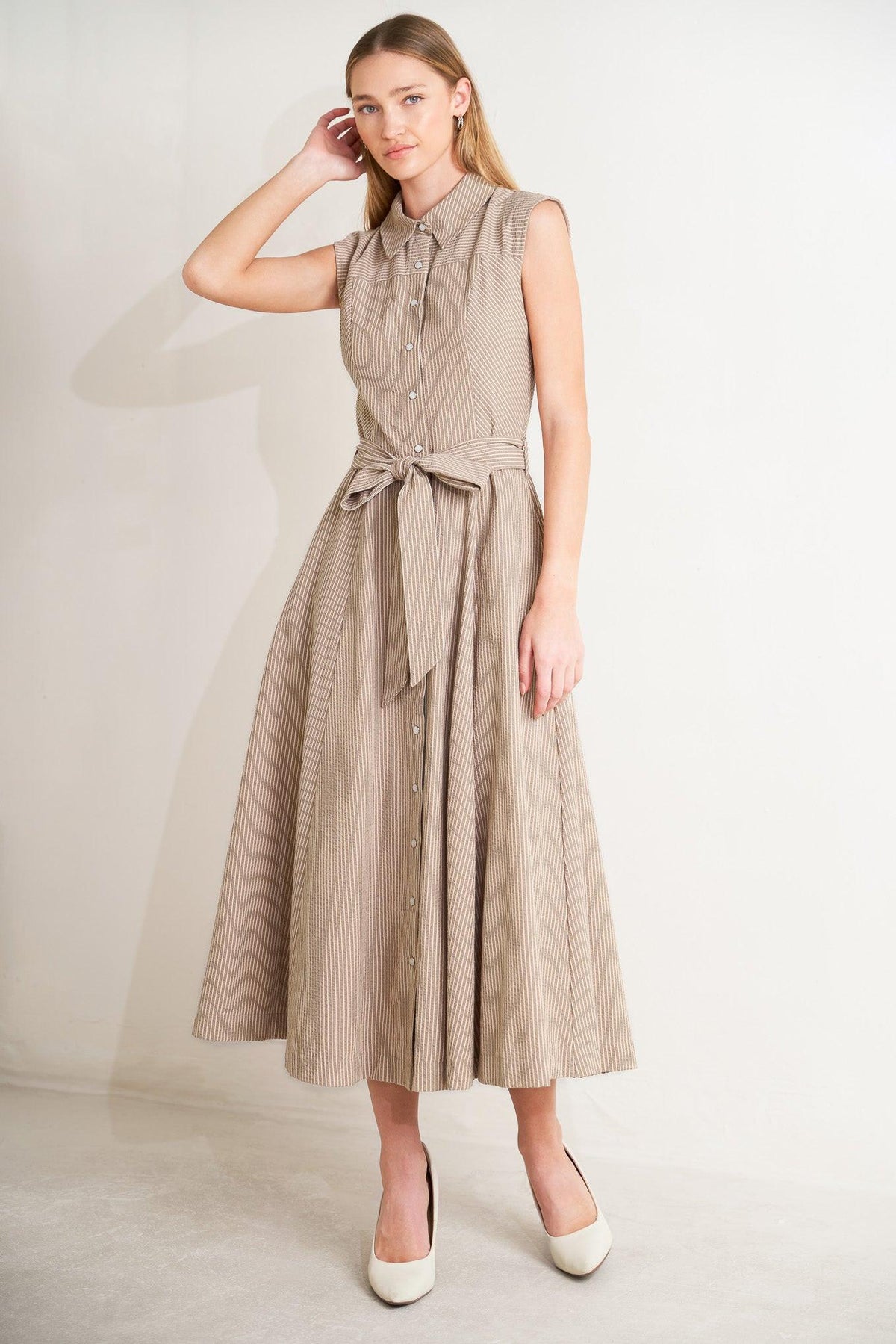 VESTIDO MIDI TEJIDO COLOR CAFÉ CON LECHE
