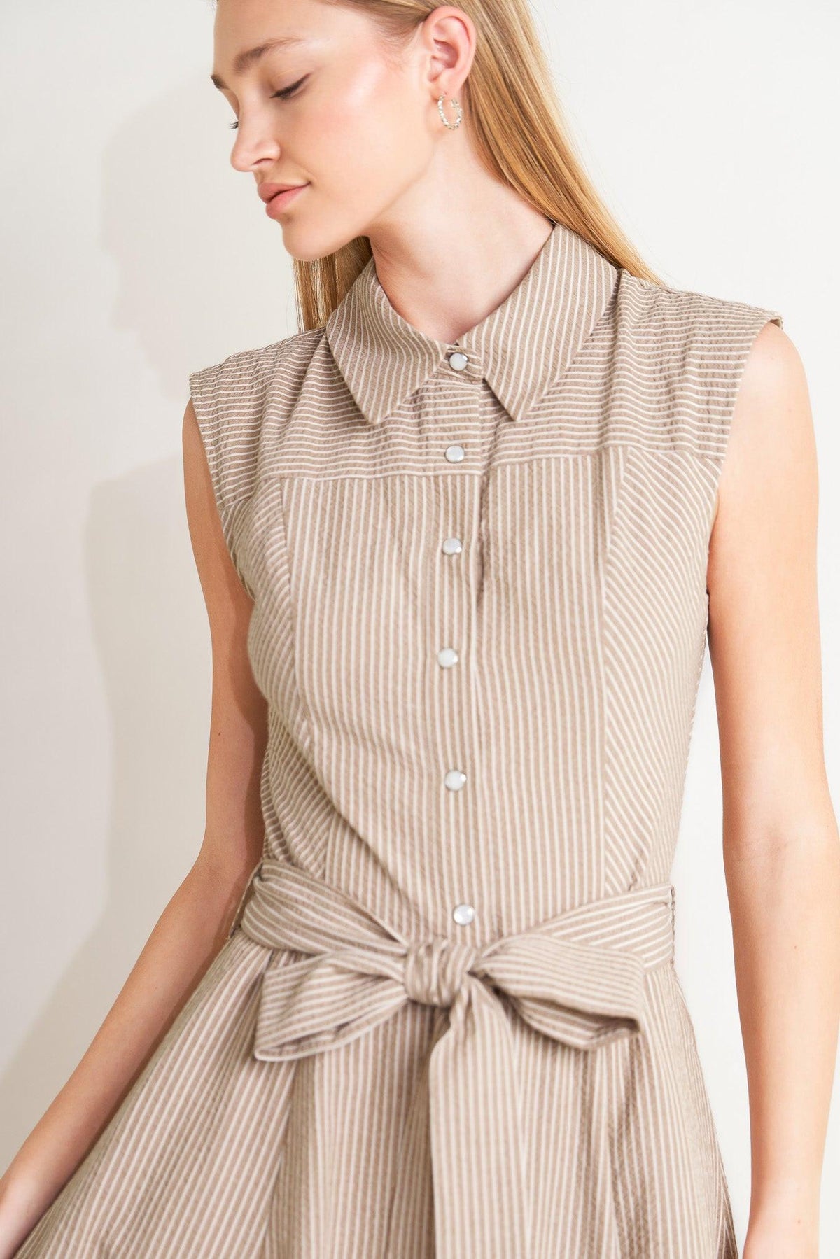 VESTIDO MIDI TEJIDO COLOR CAFÉ CON LECHE