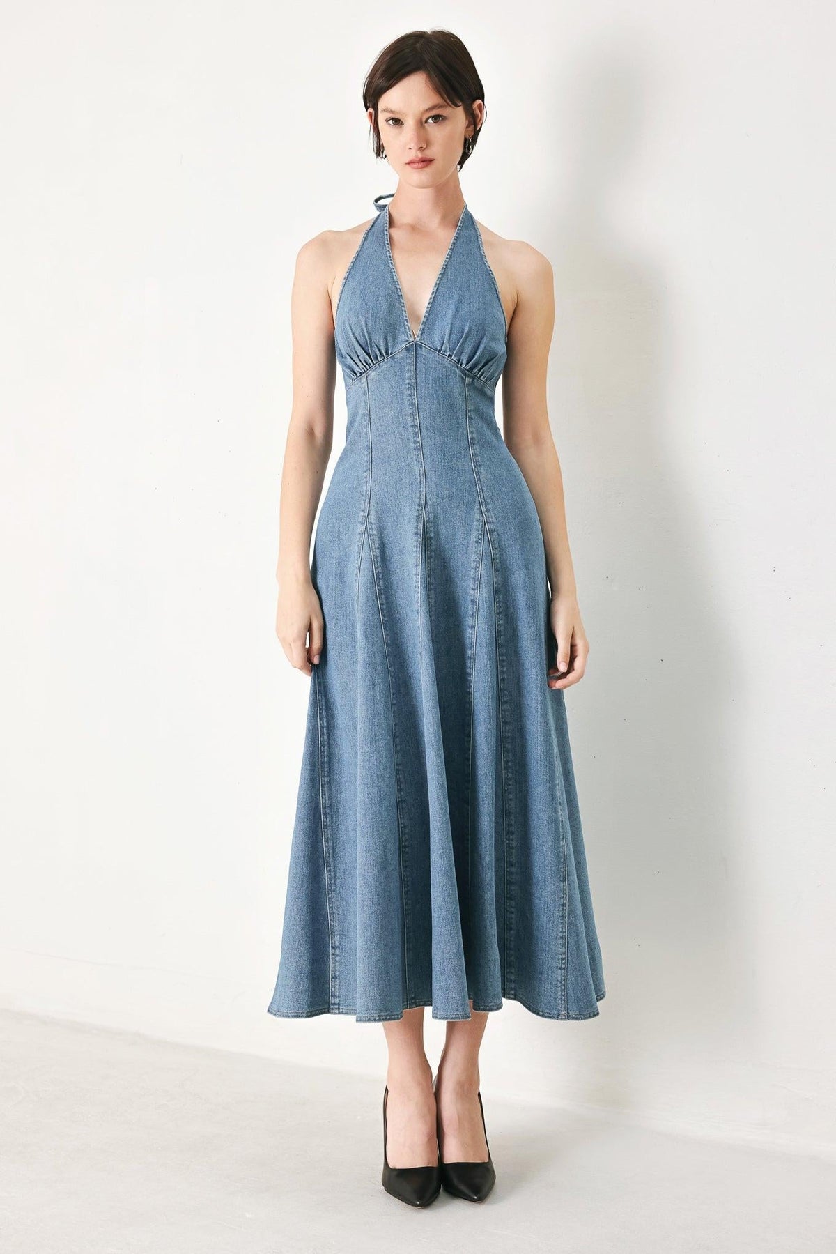 VESTIDO MIDI DE DENIM CON ESTAMPADO FLORAL AZUL