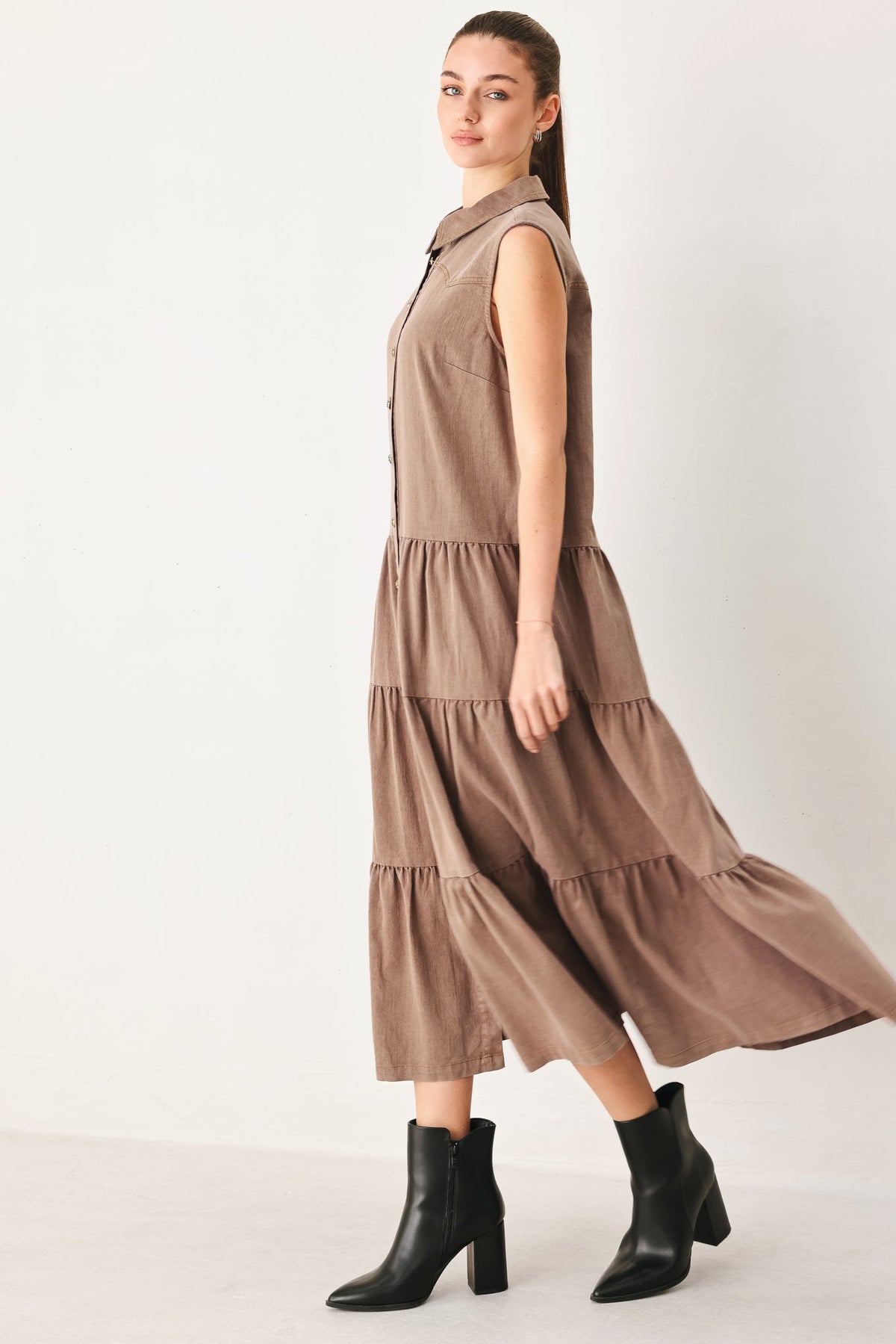 VESTIDO MIDI RÚSTICO ROMÁNTICO DE PUNTO