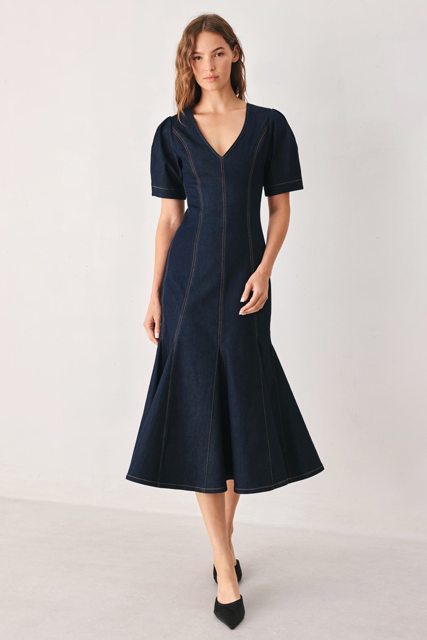 VESTIDO MIDI DE MEZCLILLA AFTER DARK