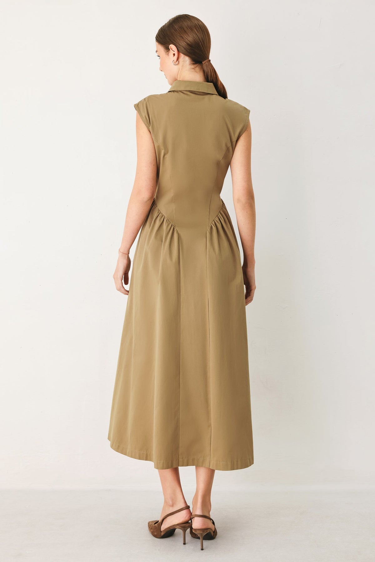 VESTIDO MIDI TEJIDO MOCHA MUSE