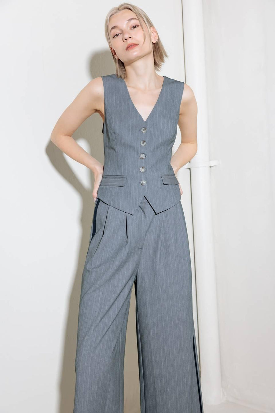 SMILE BRIGHT IN GREY WOVEN VEST